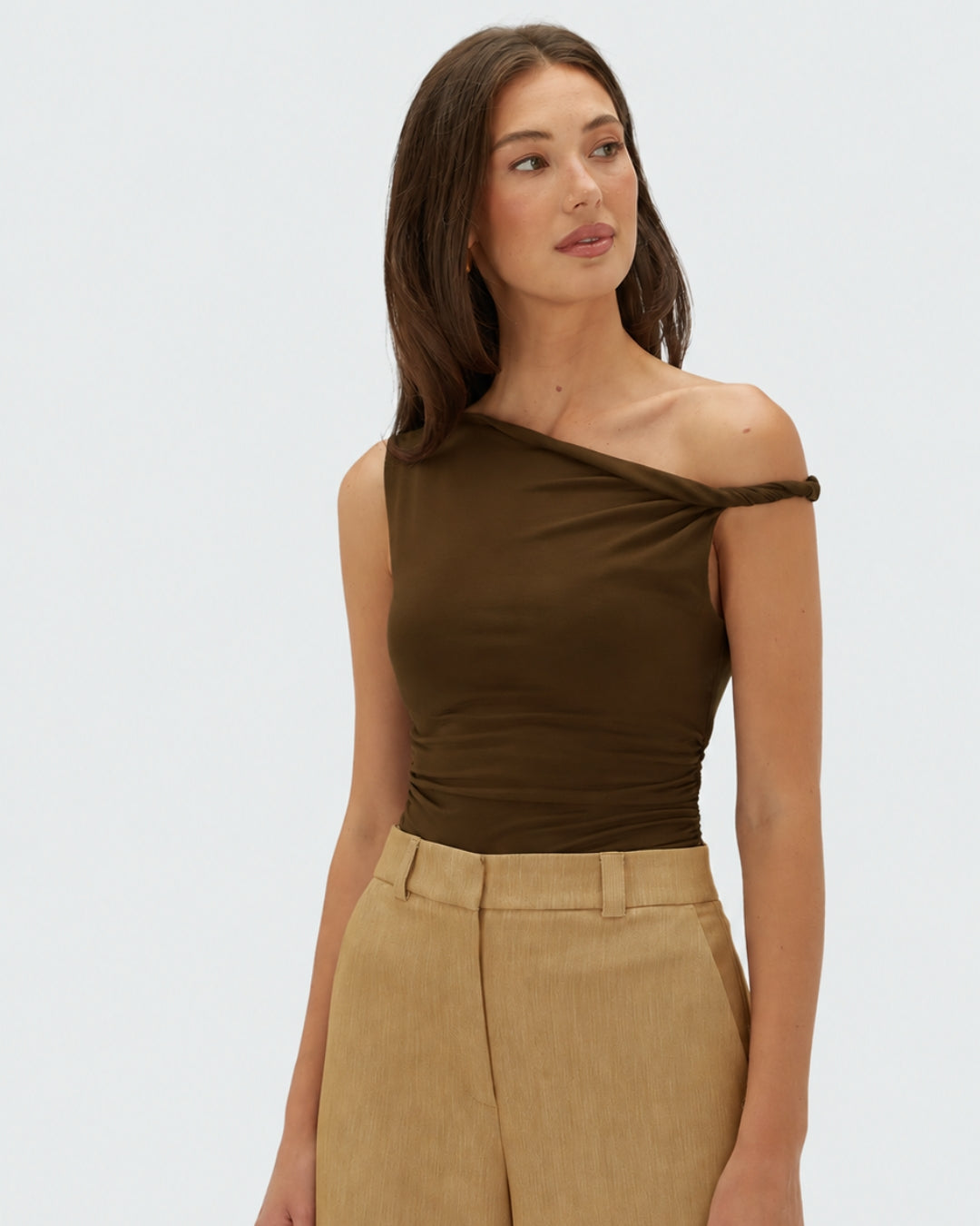 Velia top