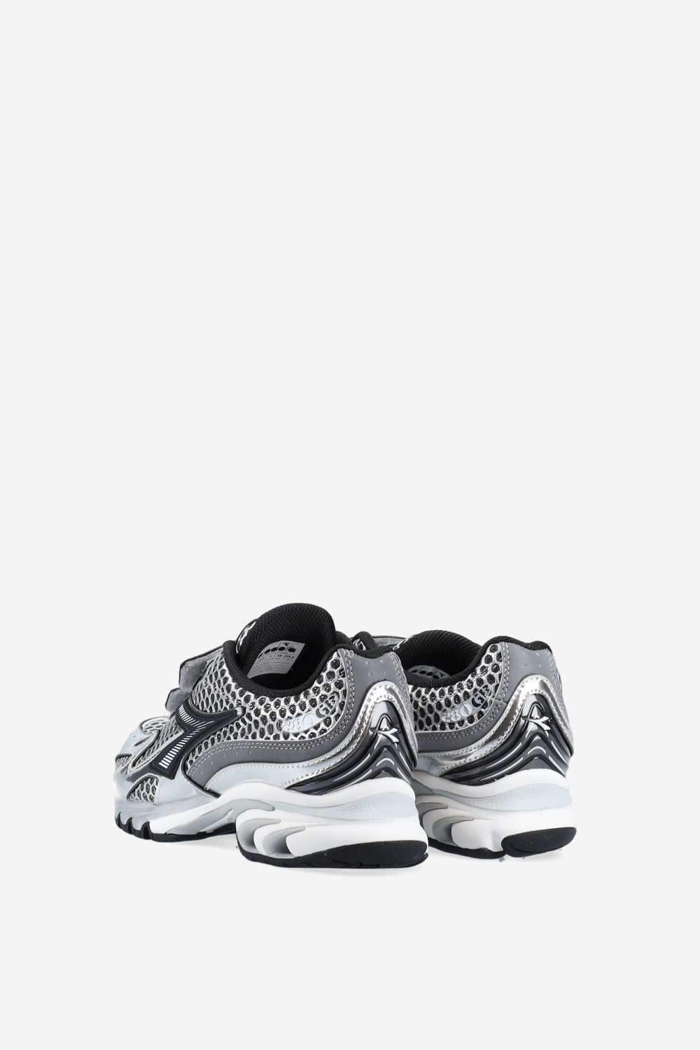 Diadora Mythos propulsion strap sneakers
