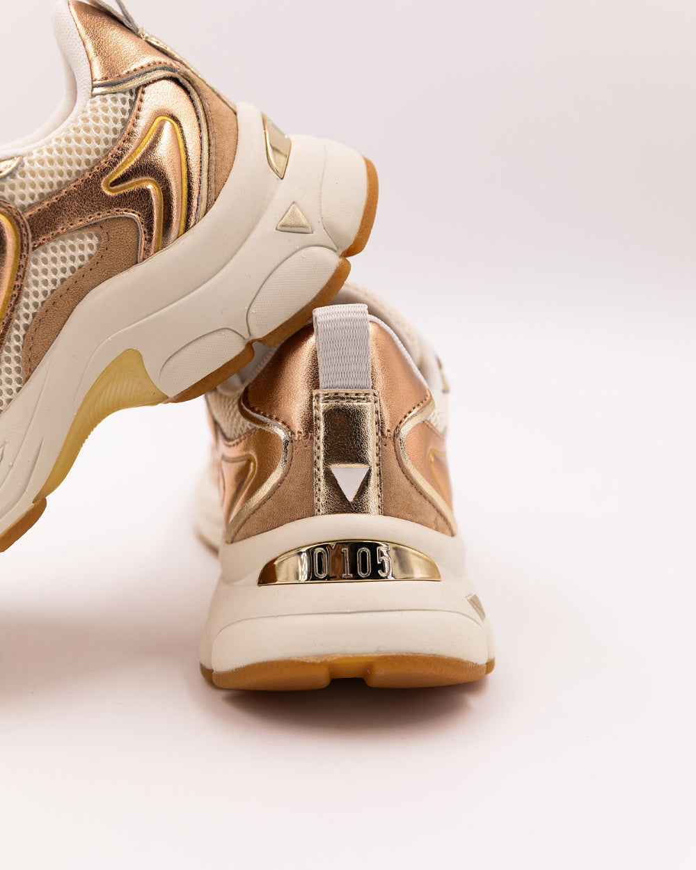 Spider tan copper sneakers