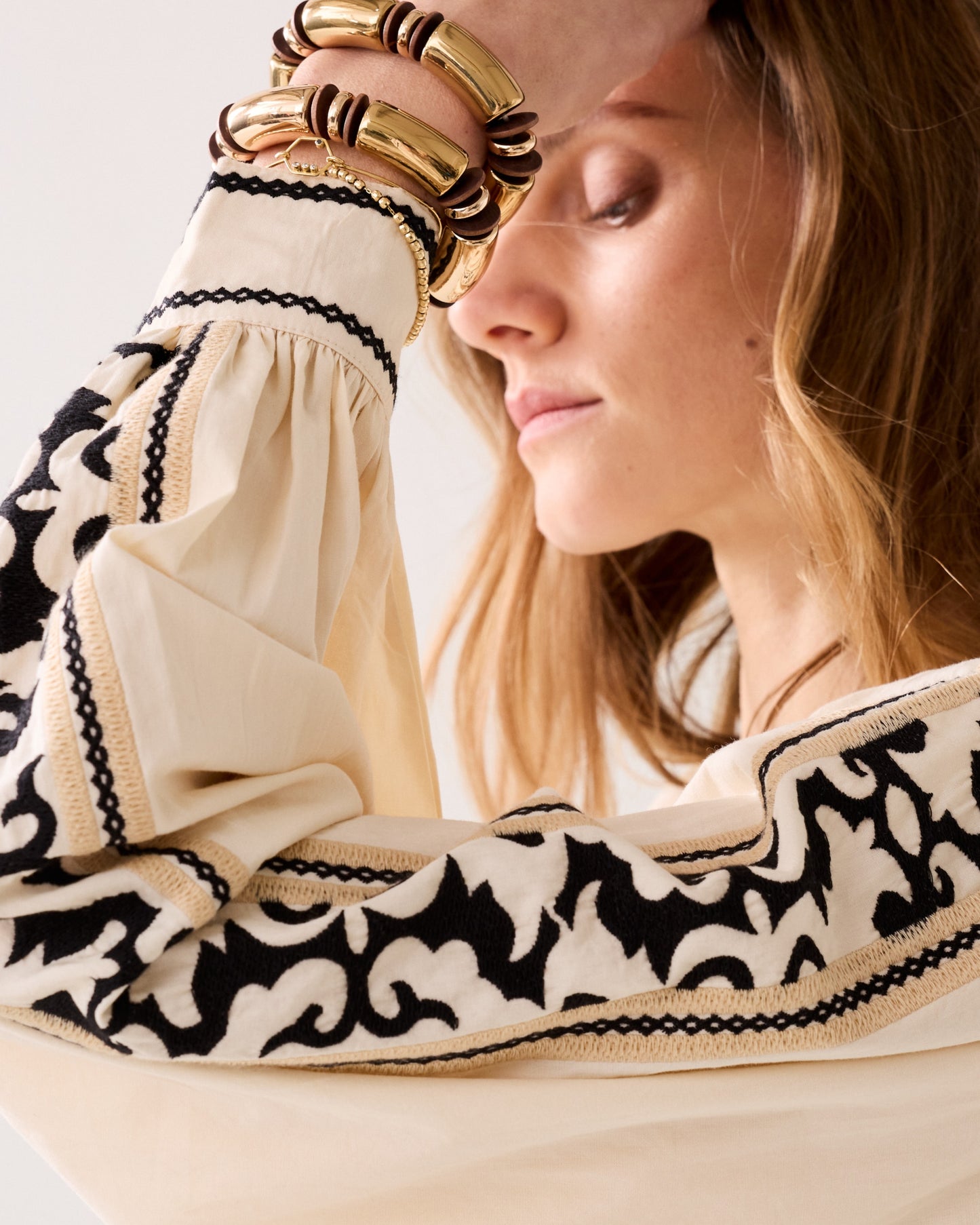 Embro blouse