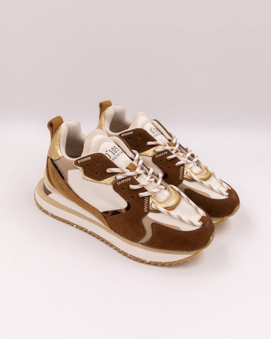 Trek Up Lust sneakers