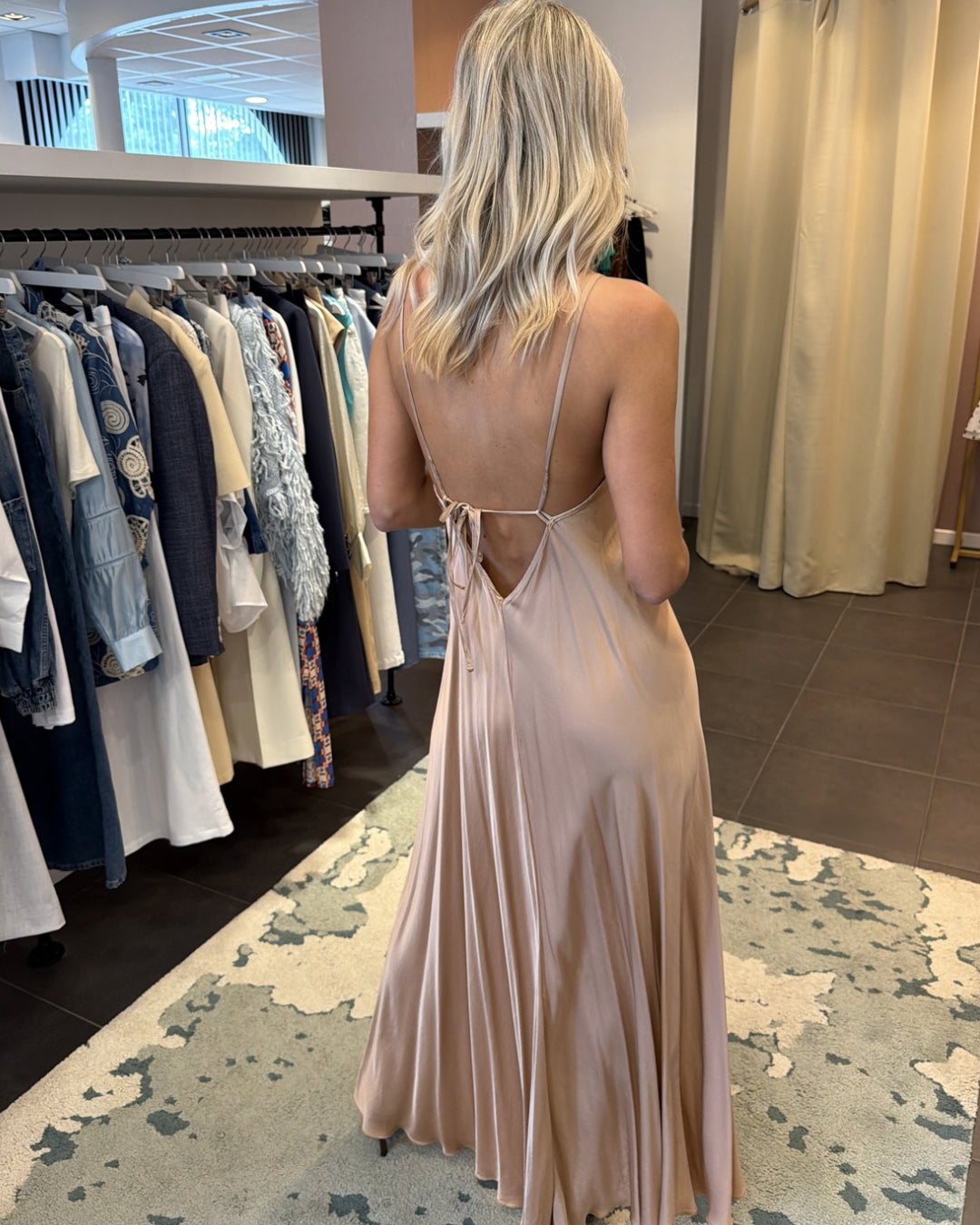 viscose jurk - blush