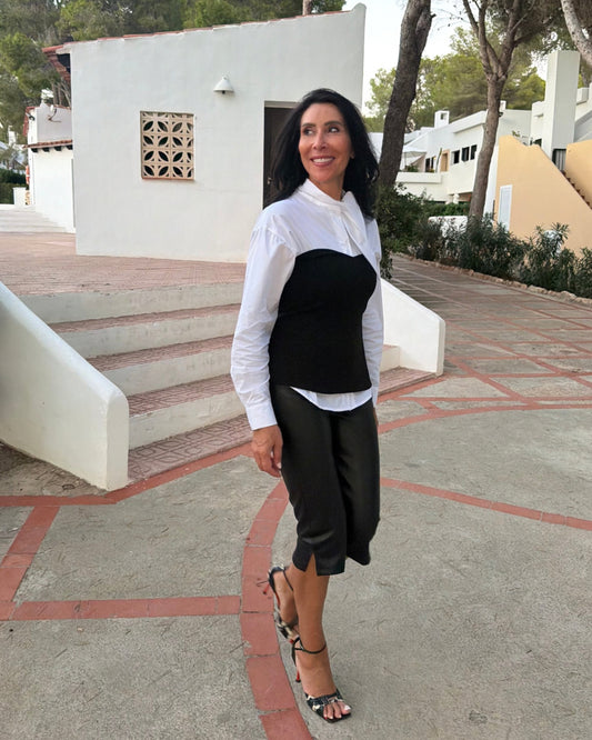 Capri pants in eco leather
