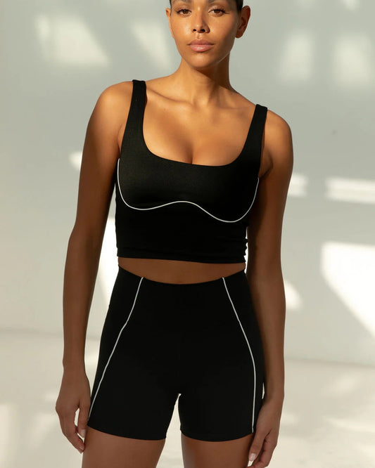 Alma short - zwart