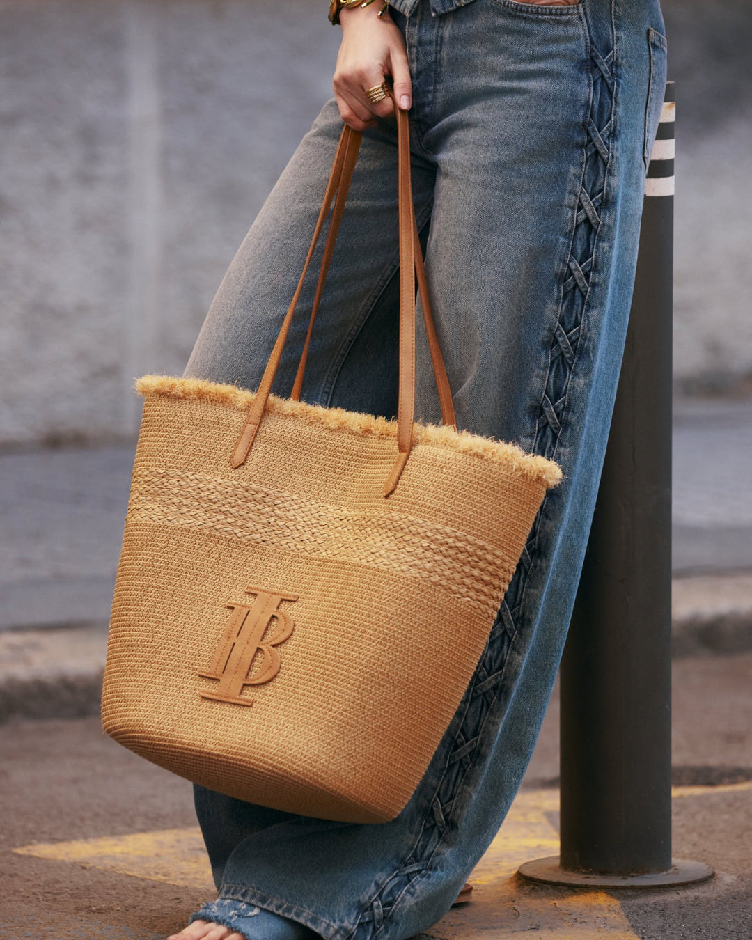 Ailey tas