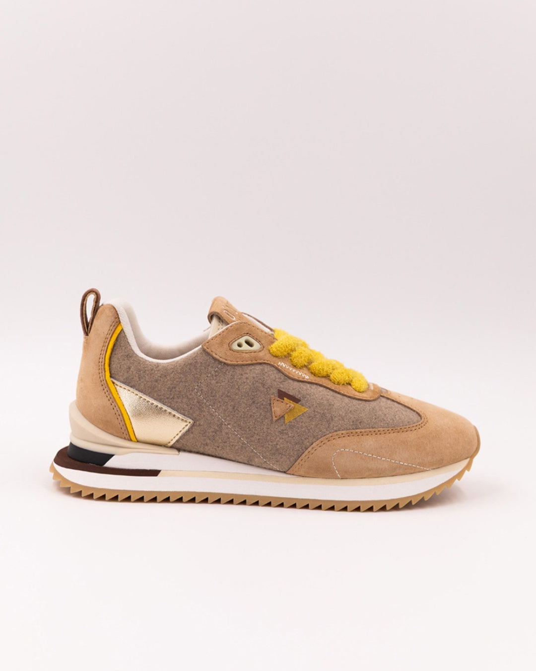 Lola Latte sneakers