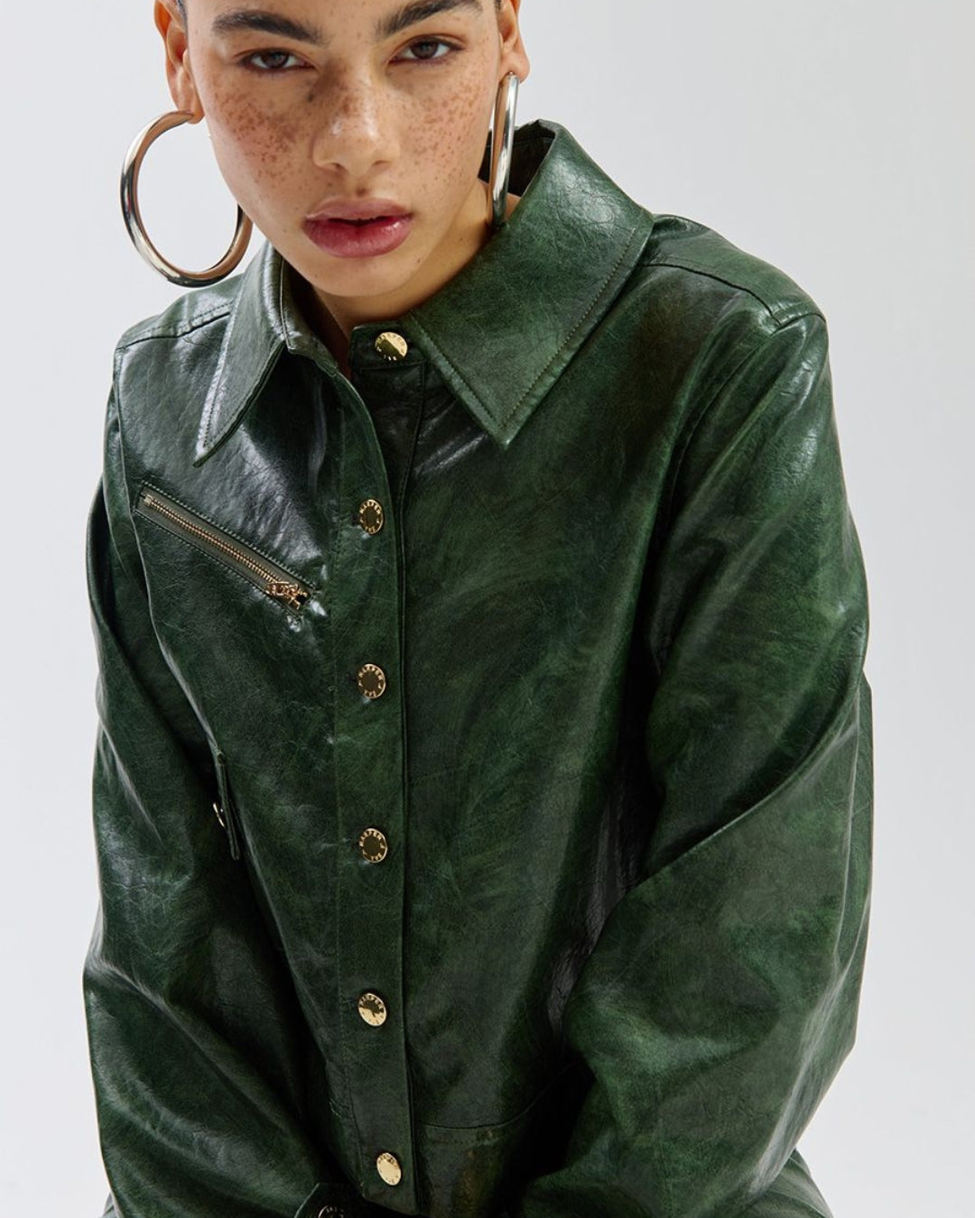 Bina vest